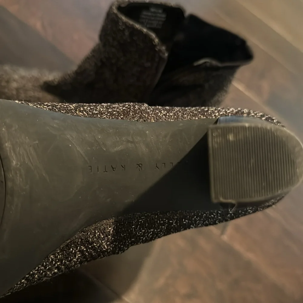 Kelly & Katie tweed heeled booties 8